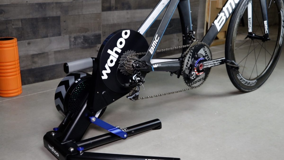 Hands-On Review: The Wahoo KICKR 2018 Smart Bike Trainer - SMART