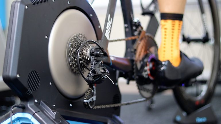 Tacx NEO 2 Smart Trainer Hands-On Review - SMART Bike Trainers