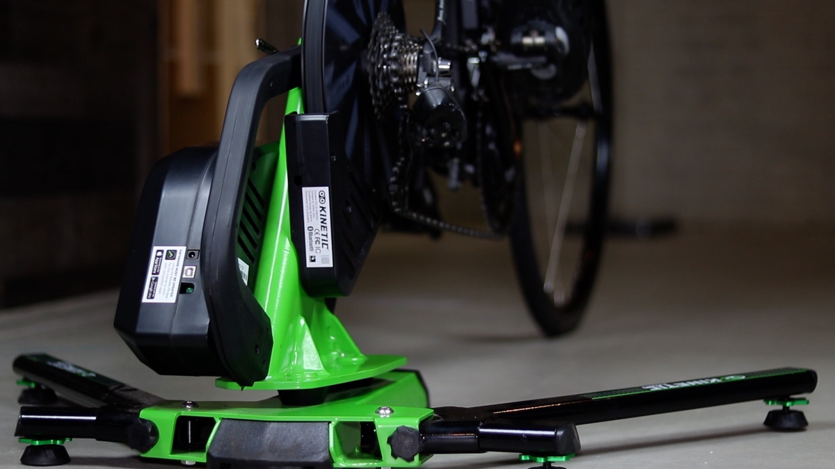 kinetic r1 direct drive smart trainer